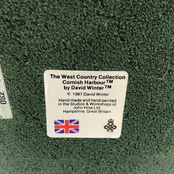 David Winter Cottages 1987 "The Cornish Harbour" Hand Made & Hand Painted - Picture 13 of 16